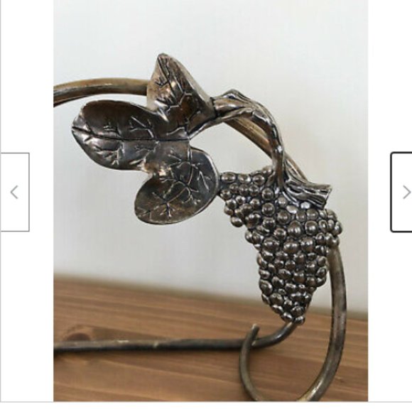 Wine Bottle Holder with Silver-Tone Heavy Relief Grape Bunch & Vine Leaf Design - Picture 5 of 6